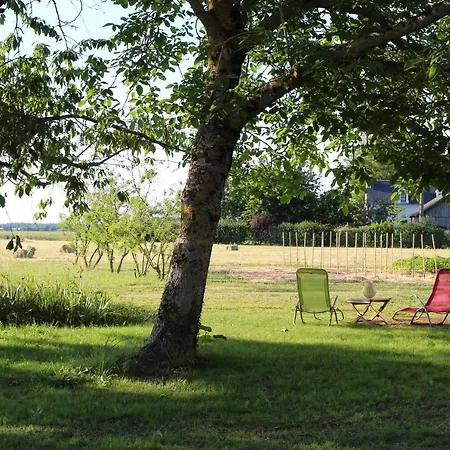 La Planche Princee, D'hotes Ecolo Et Potager Bio, Sauna Bed & Breakfast